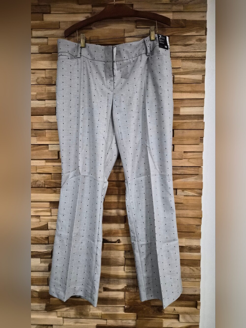 New York & Company Light Gray Polka Dot Pants - Size 18 - New With Tags